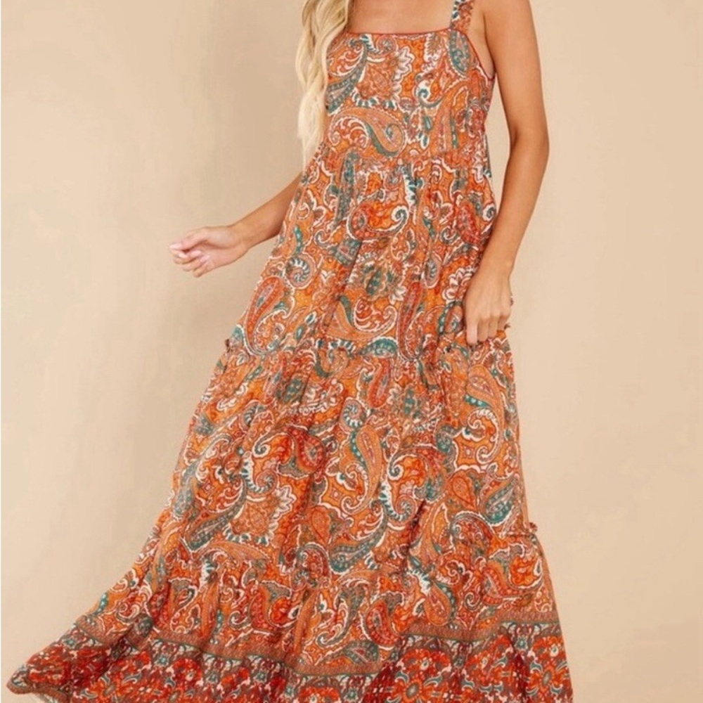 Bohemian Paisley Maxi Dress in Vibrant Hues